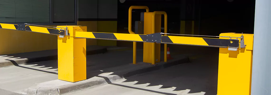 Residential Parking Gate Repair in Fontainebleau, Florida