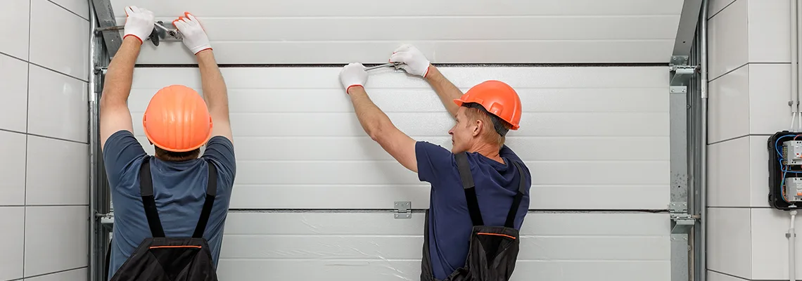 Driveway Garage Door Local Technicians in Fontainebleau, Florida