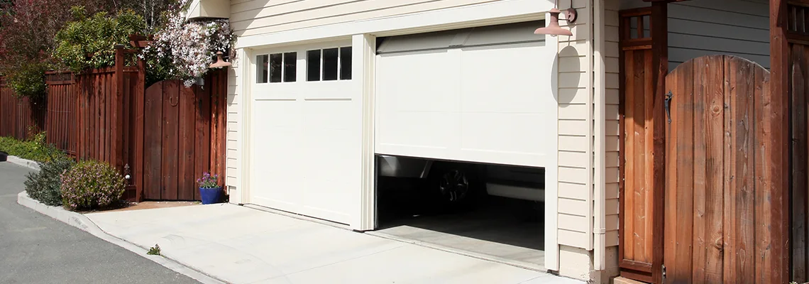 Garage Door Chain Won't Move in Fontainebleau, Florida