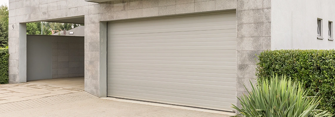 Automatic Overhead Garage Door Services in Fontainebleau, Florida