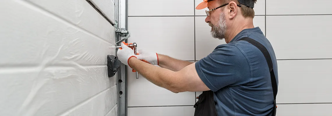 Weatherproof Insulated Garage Door Service in Fontainebleau, FL